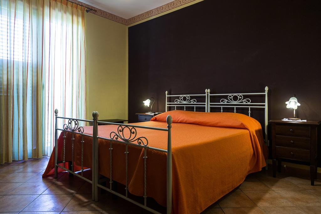 Bed And Breakfast Marina D'Aspra Багерия Номер фото